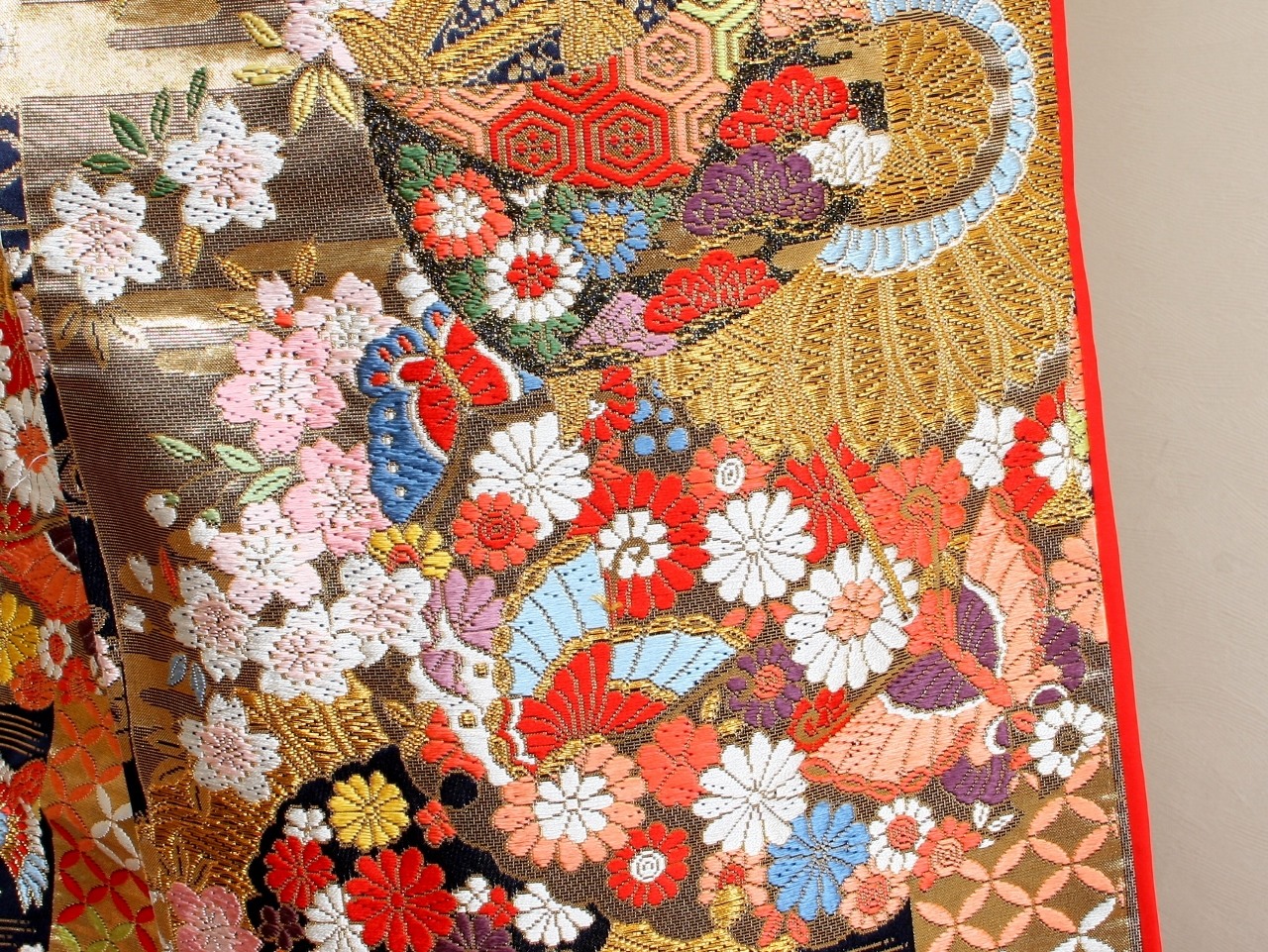 糸巻模様の色打掛