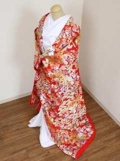 総刺繍色打掛