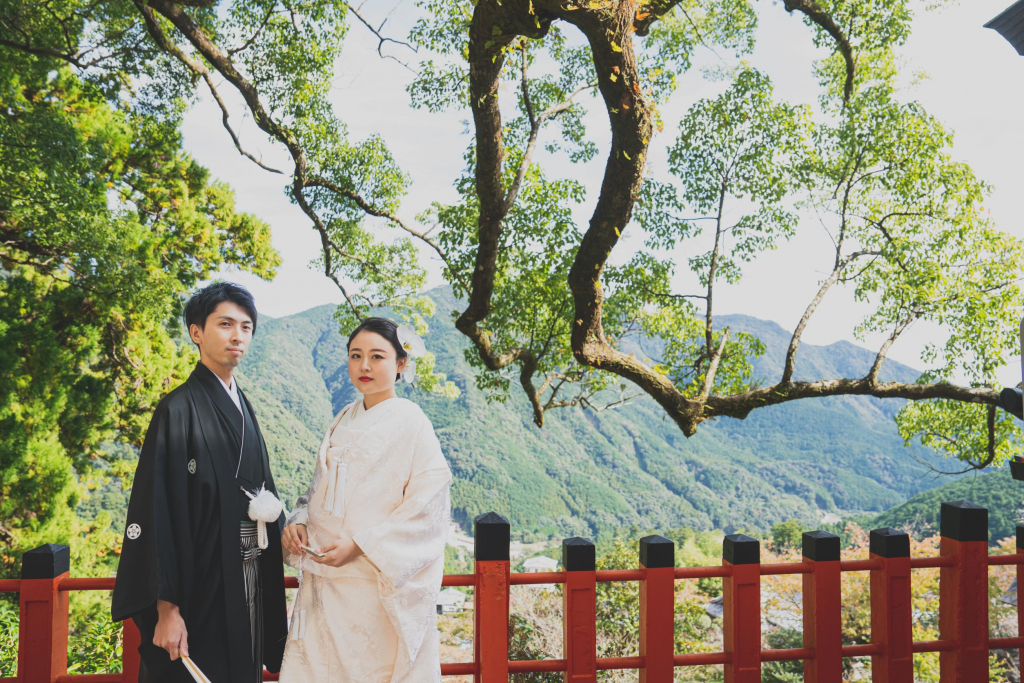 熊野那智大社挙式の新郎新婦様、紋服、白無垢、色打掛レンタル