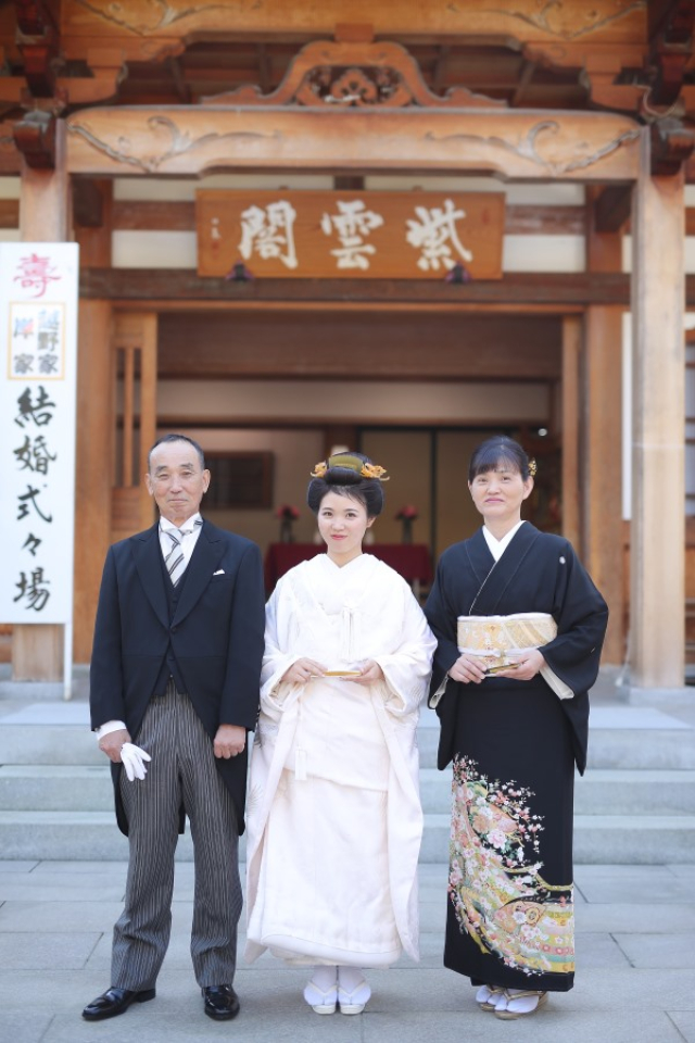 善光寺挙式、The Fujiya Gohonjinにて披露宴にて白無垢レンタル、色打掛レンタル