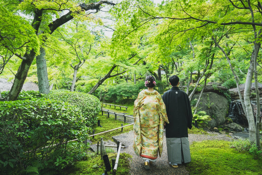 八勝館にて紋服、色打掛レンタル