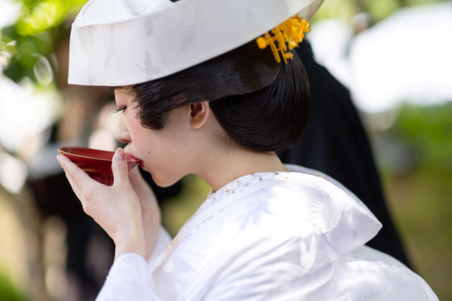 料亭 か茂免にて紋服、白無垢レンタル